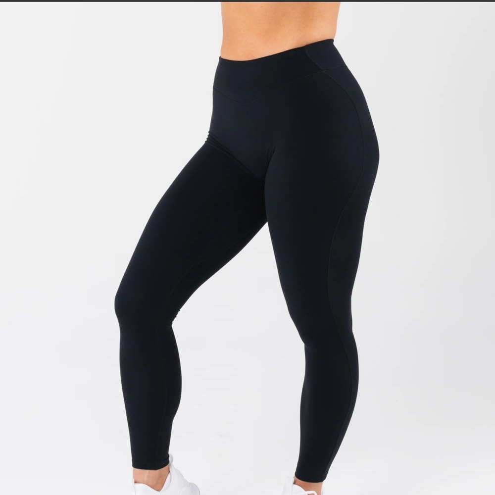 Alphalete Core Leggings